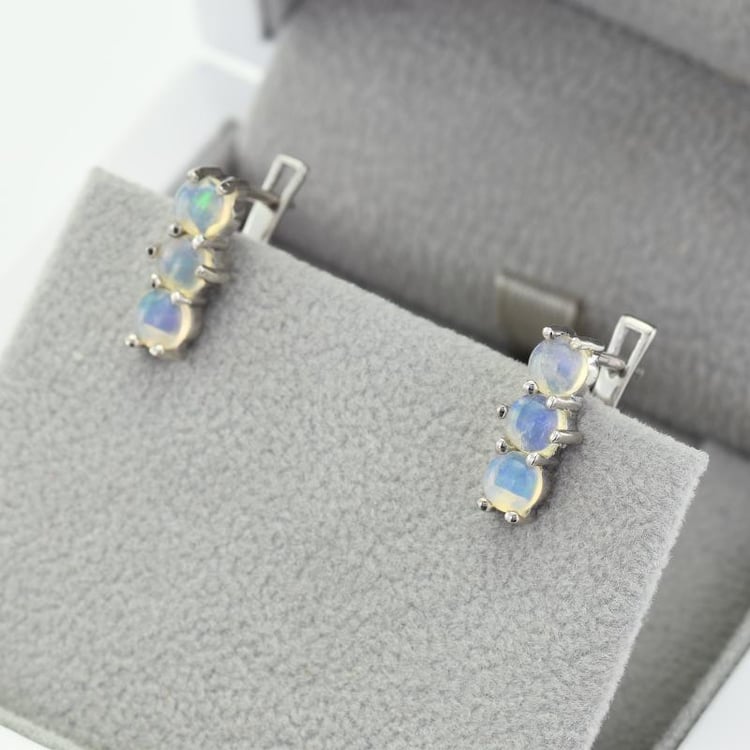 Moderne Ohrhänger aus Silber mit natürlichen Opalen Miuccia 49154