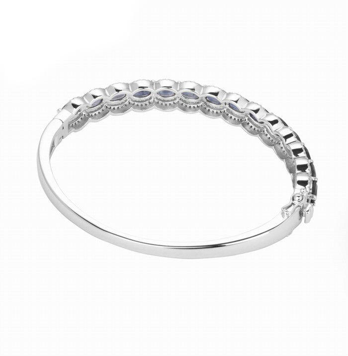 Goldenes Armband 2451