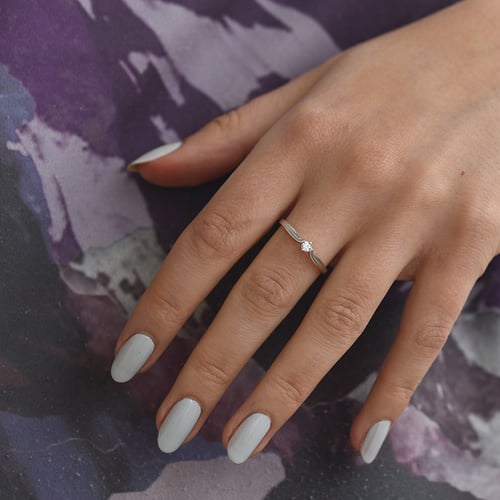 Verlobungsring mit Diamant Amrusha