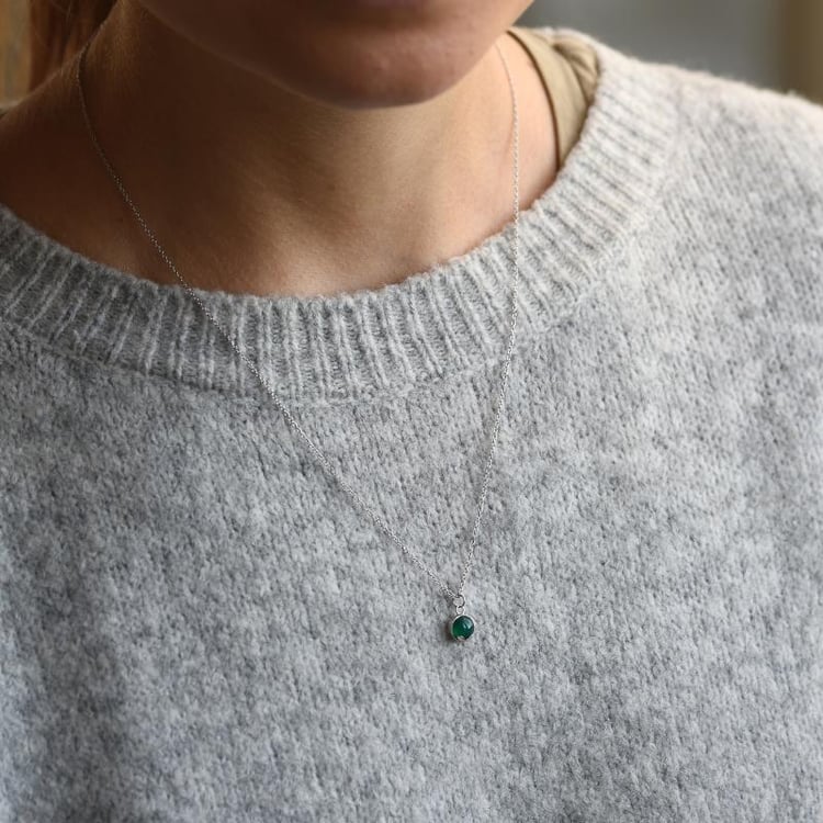 Goldkette mit Onyx-Cabochon Anhänger Azalea 50938