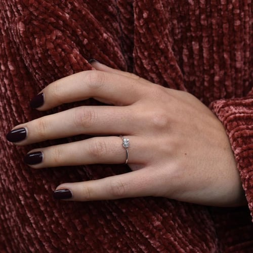 Goldring mit Salt'n'Pepper Diamant und Diamanten Marine