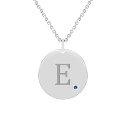 Anhänger aus Platin mit blauem Diamanten und graviertem Buchstaben Sager