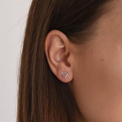Goldene Ohrringe in Herzform mit Diamanten Stella