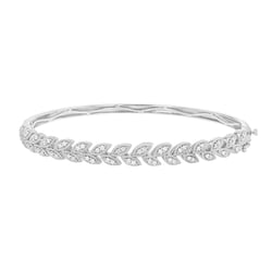 Silberner Armreif mit funkelnden Lab Grown Diamanten Ettore