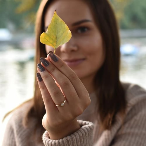 Verlobungsring mit Lab-Grown Diamanten Yadu