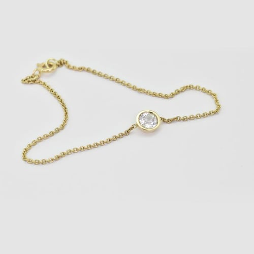Minimalistisches Armband mit einem Moissaniten Arleth