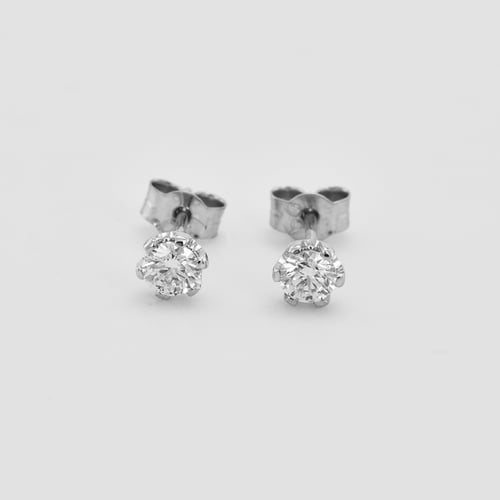 Ohrstecker mit Diamanten Heleri
